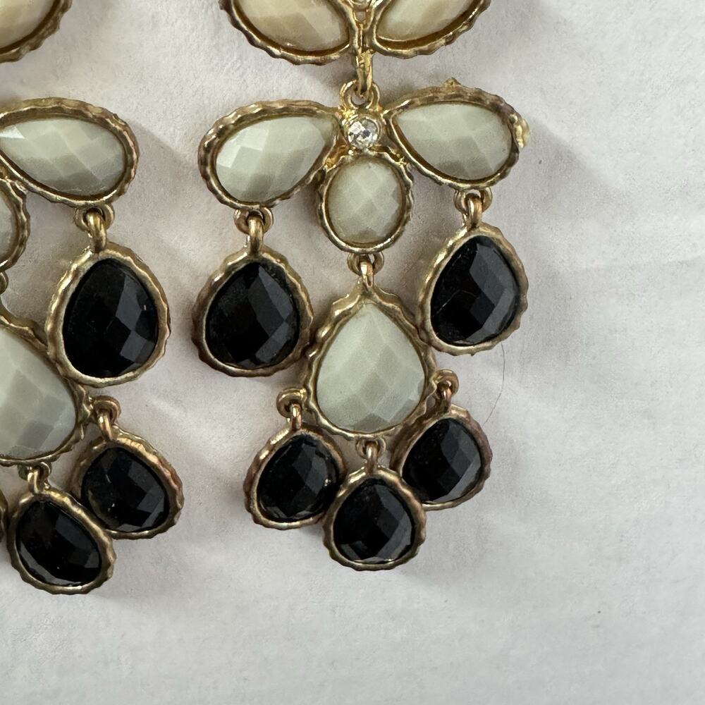 Boho Peacock Style Greyish Cream and Black Dangle Drop‎ Earrings Pierced - Picture 3 of 3